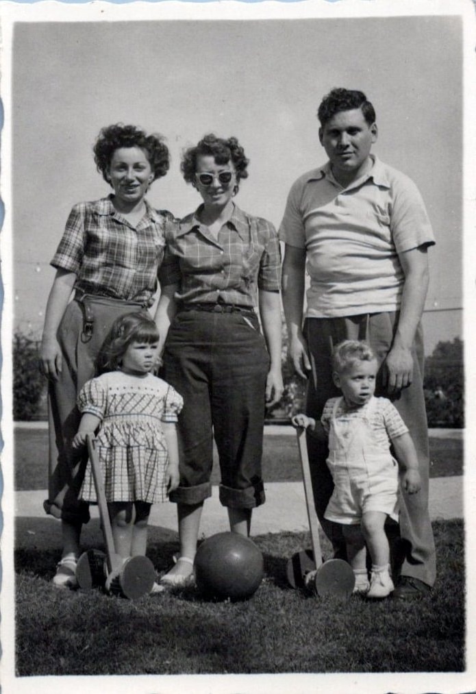Clara sister Vivian uncle Joe Sharyn and Billy playing croquet:
